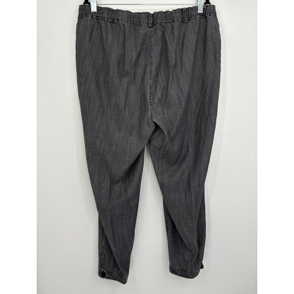 Eileen Fisher Tencel Tapered Button Ankle Crop Pant Black Large - Picture 5 of 7